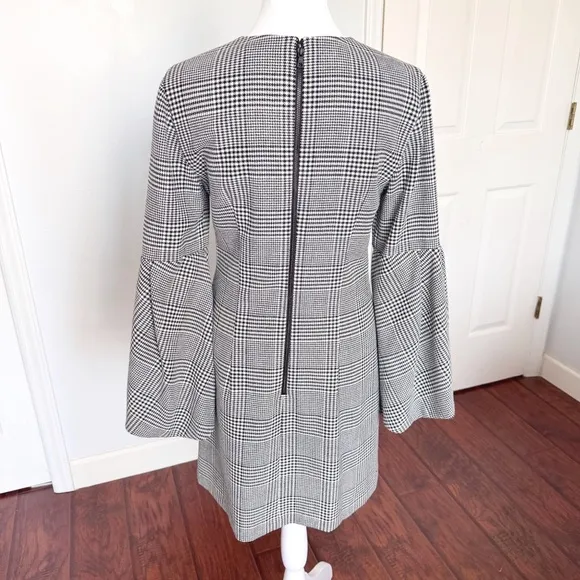 Alice   Olivia Dress Black White Houndstooth Bell Sleeves Sz 4 Classic Office