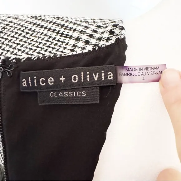Alice   Olivia Dress Black White Houndstooth Bell Sleeves Sz 4 Classic Office