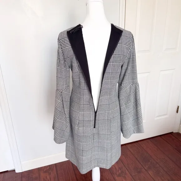 Alice   Olivia Dress Black White Houndstooth Bell Sleeves Sz 4 Classic Office