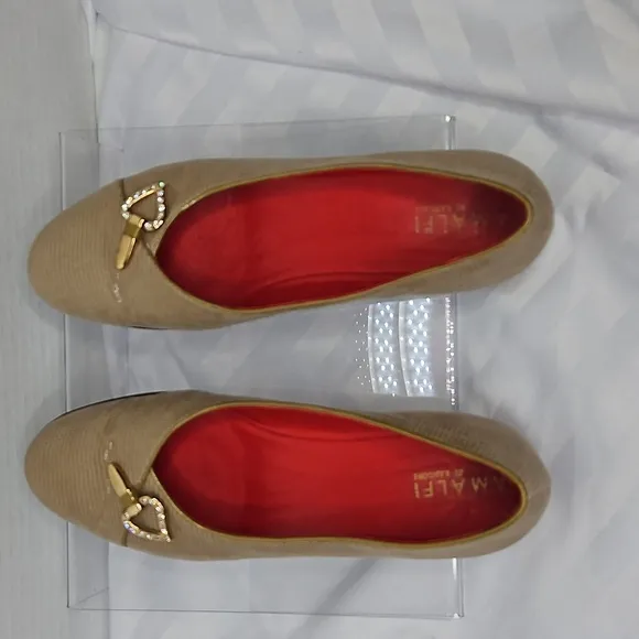 AMALFI BY RANGONI SLIP ON WEDGE SHOE SIZE 8 IN BIEGE/ TAN