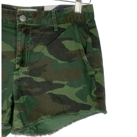 Anthropologie Sundry Camo Le Soleil Shorts Size 26