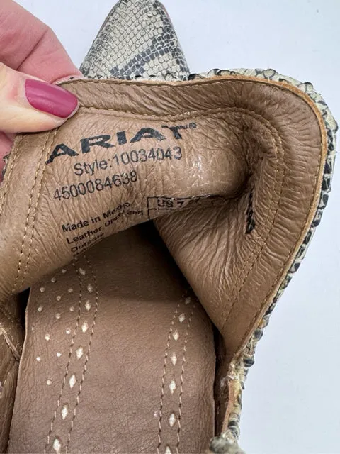 ARIAT 7.5 beige and gray Boots