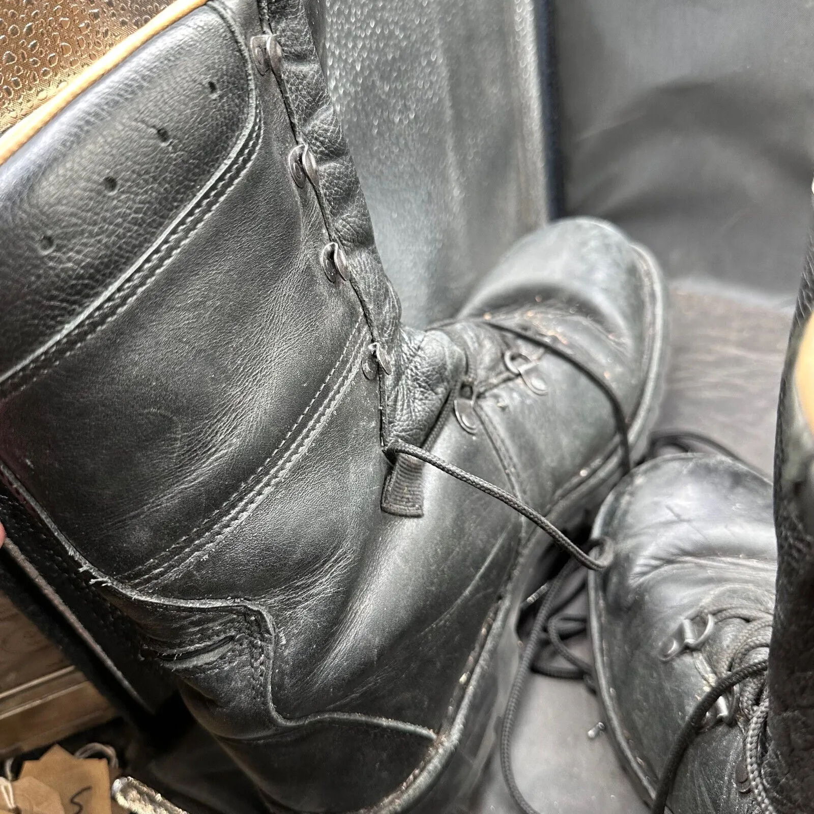 Austrian Army Black Leather Heavy Duty Combat Boots - Size EU 46 - UK 11