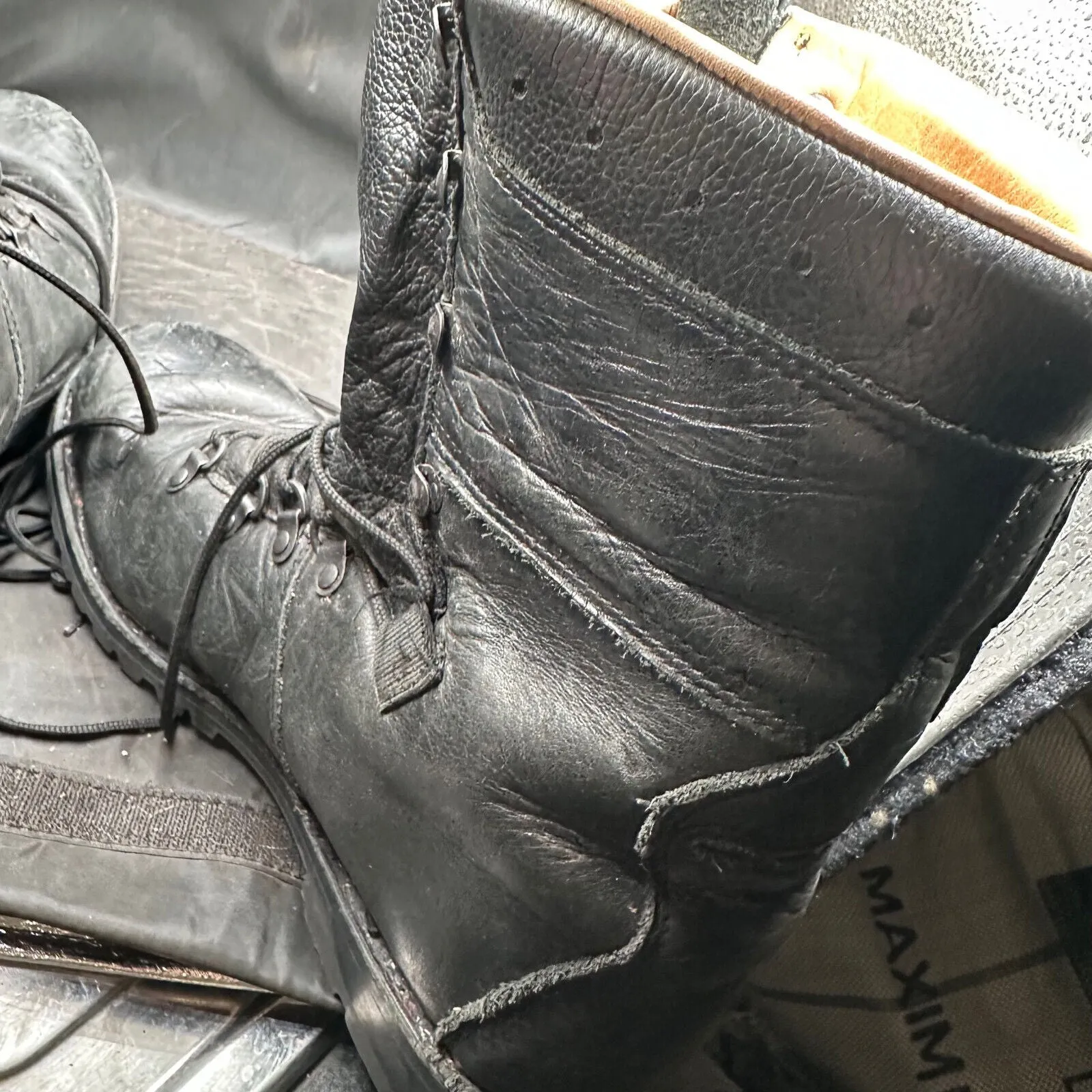 Austrian Army Black Leather Heavy Duty Combat Boots - Size EU 46 - UK 11