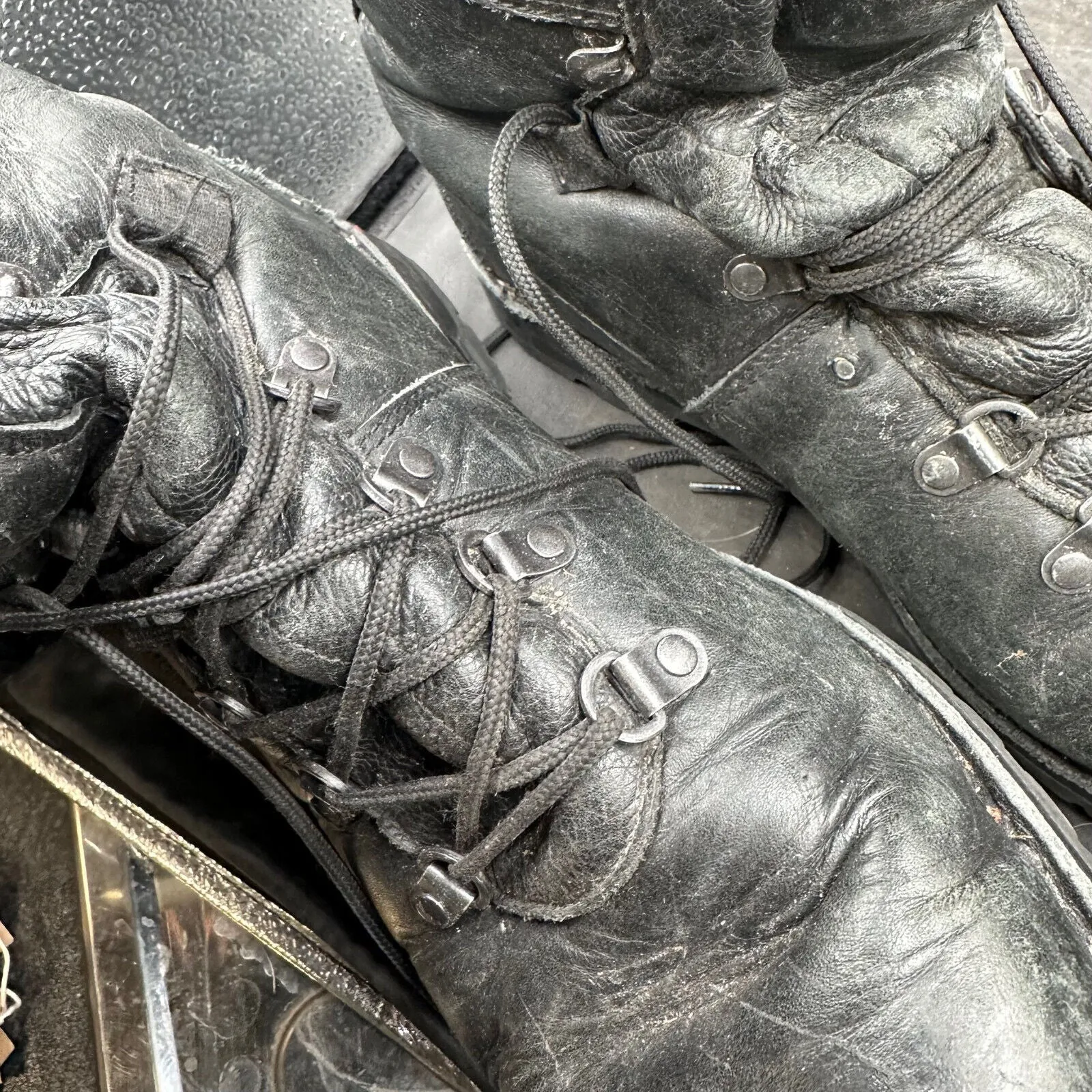 Austrian Army Black Leather Heavy Duty Combat Boots - Size EU 46 - UK 11