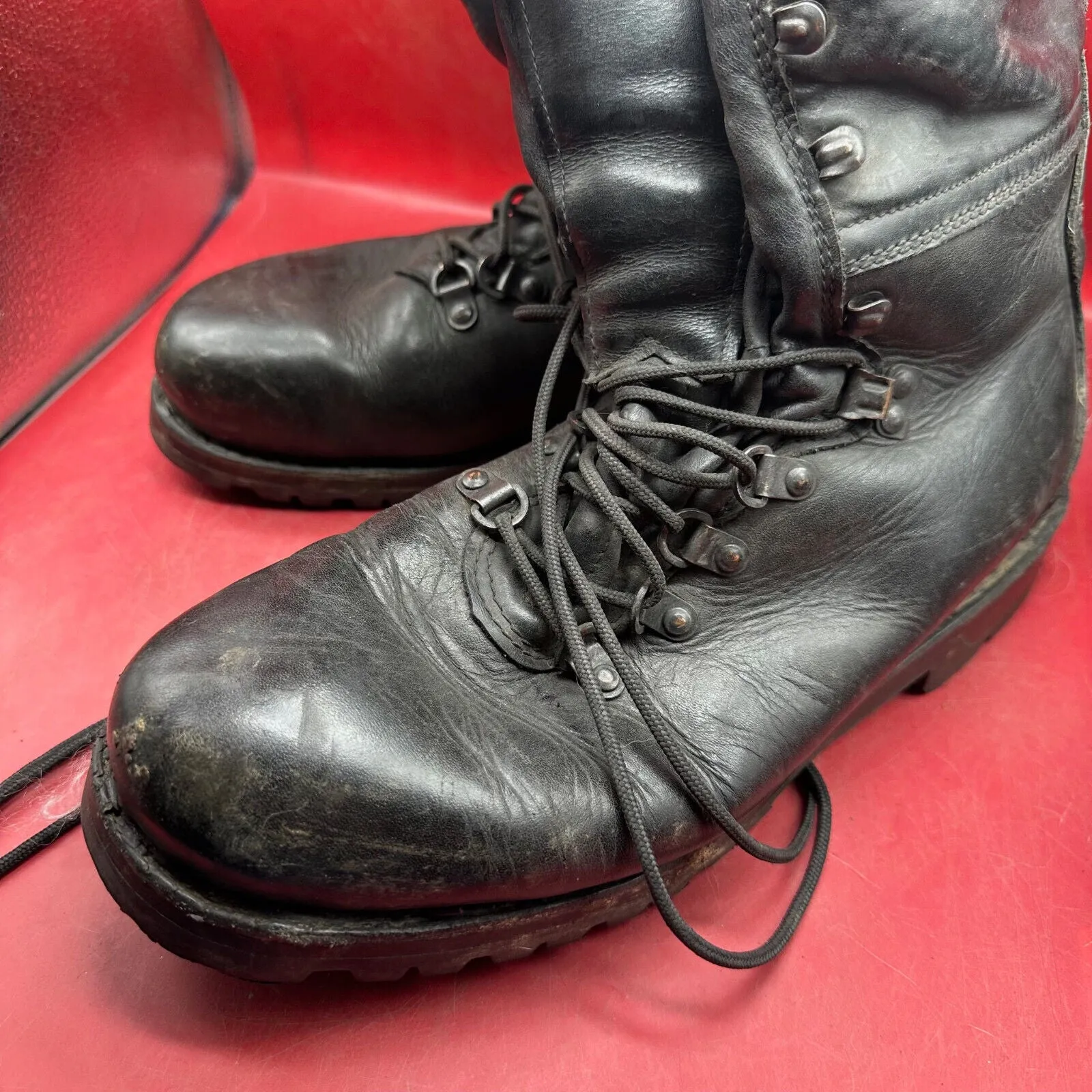 Austrian Army Black Leather MEINDL Heavy Duty Combat Boots - Size EU 46 - UK 11