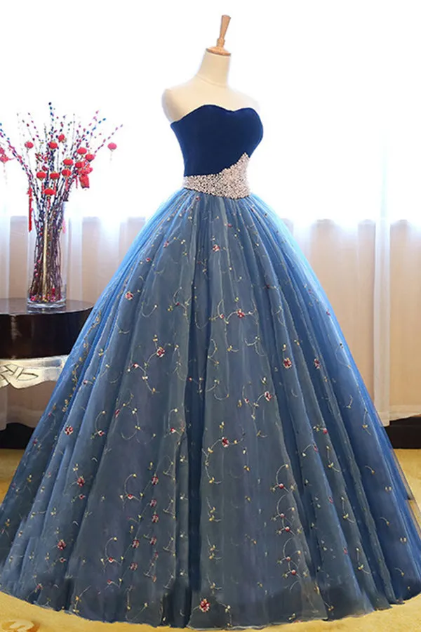 Ball Gown Sweetheart Court Train Navy Blue Lace Prom Dress with Beading Q47