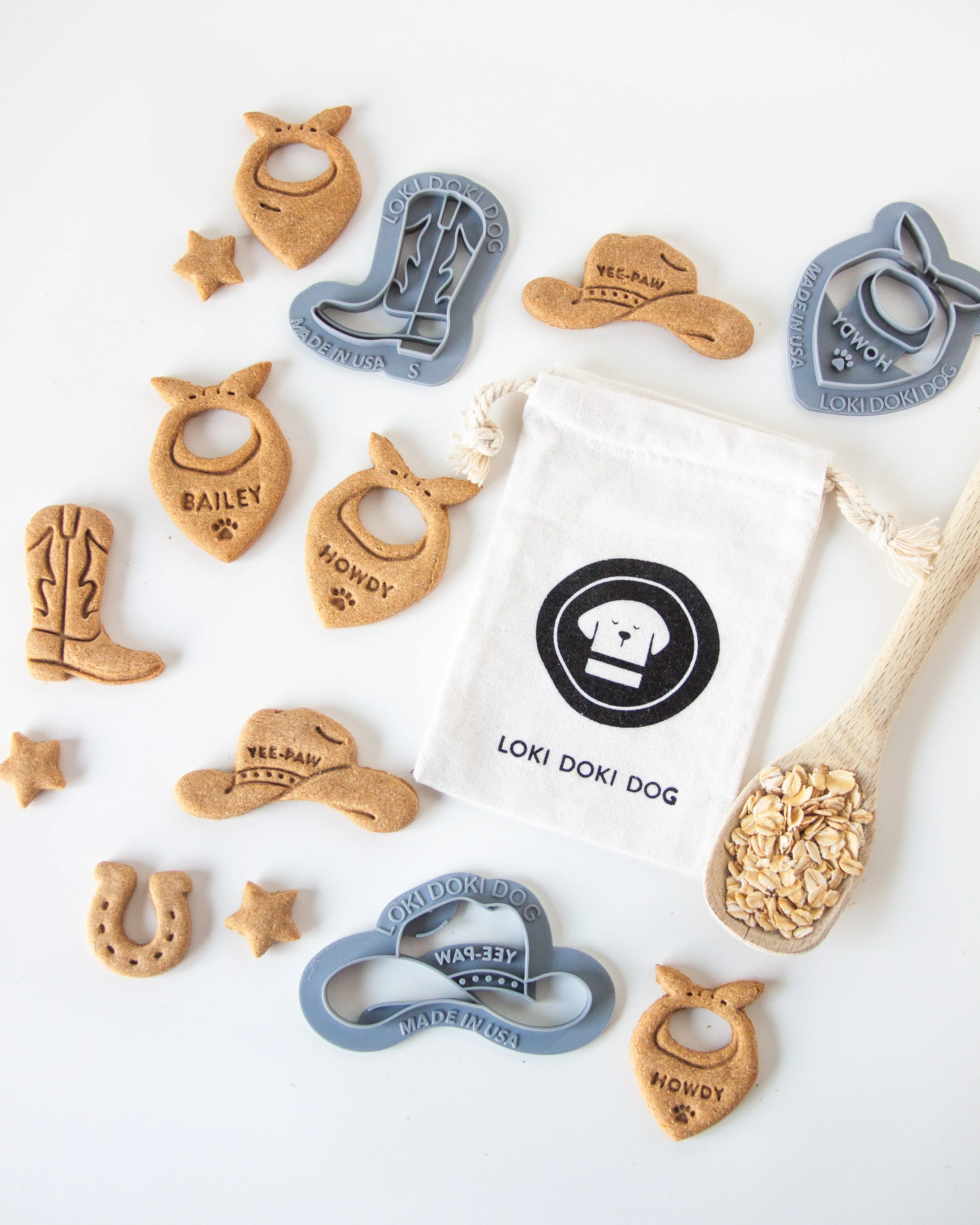 Bandana Shaped Cookie Cutter (Two Styles Available)