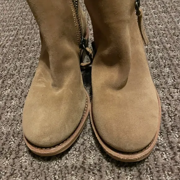 BCBG booties