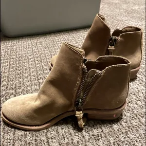 BCBG booties