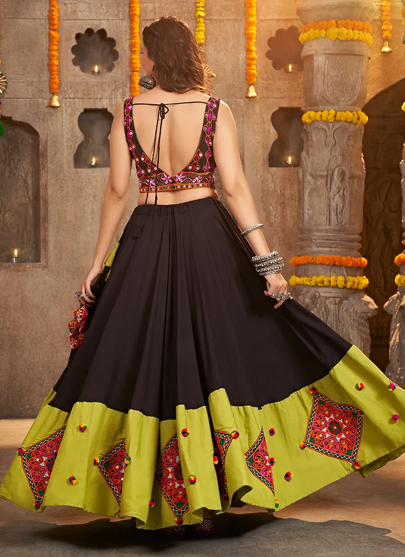 Black Red Kutchi Embroidered Rajwadi Chaniya Choli
