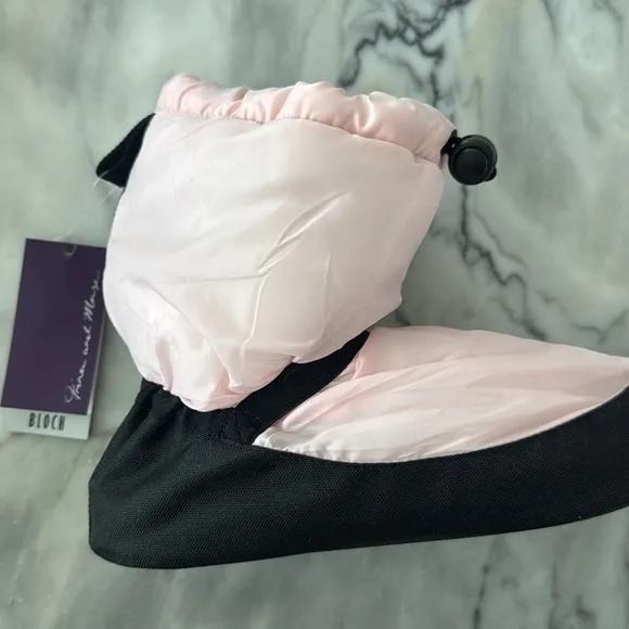 Bloch Children’s Pink Booties Covers