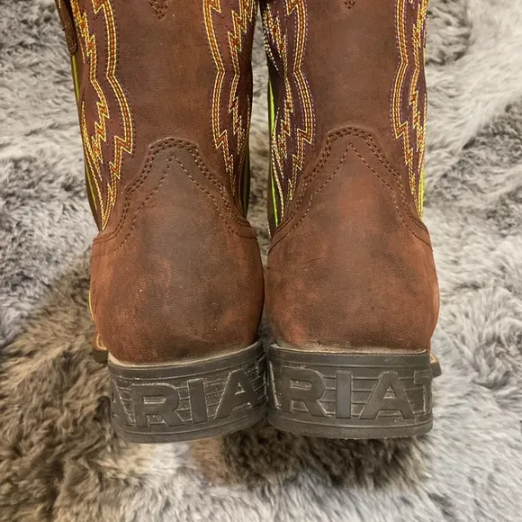 Boys Ariat cowboy boots