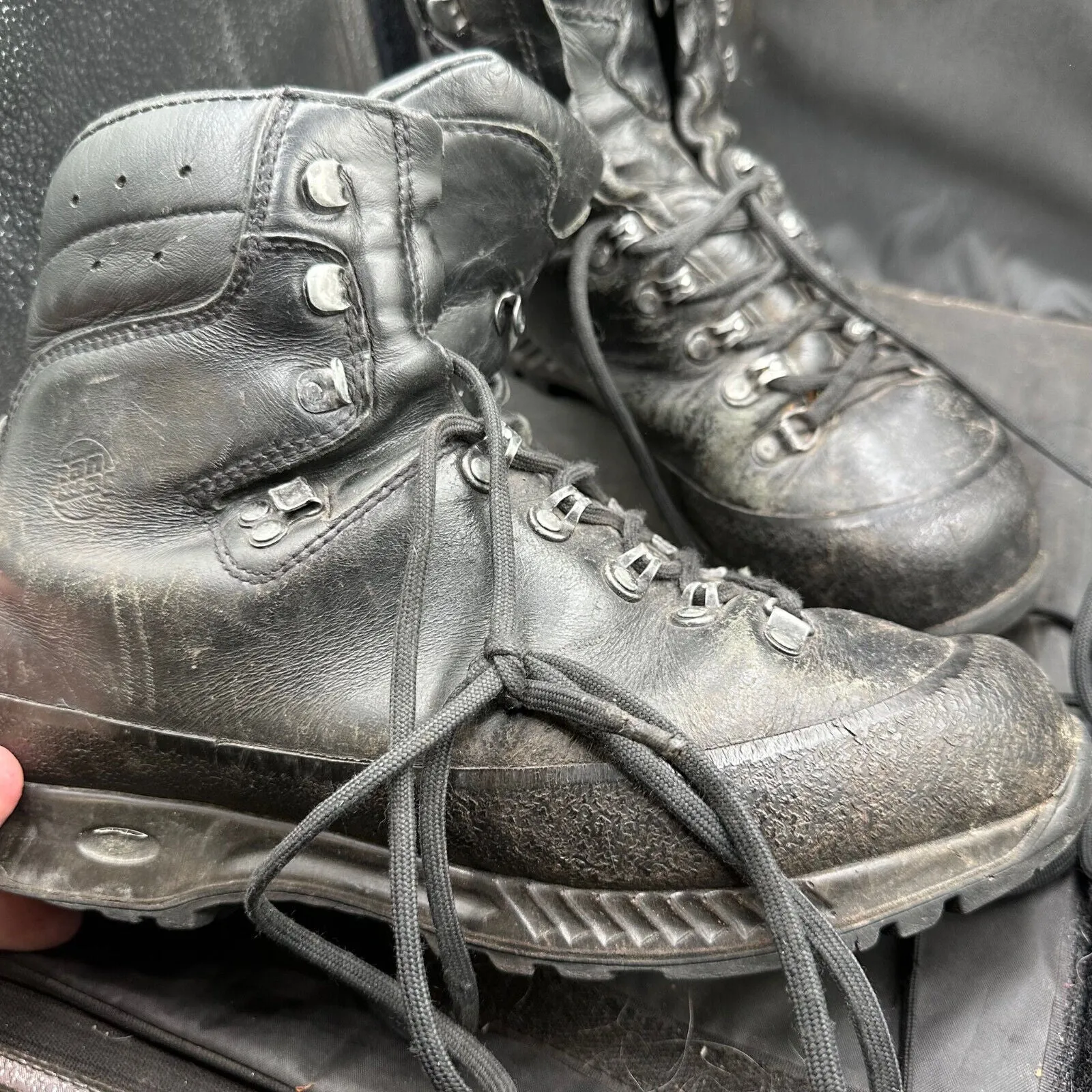 British Army Black Leather Heavy Duty Combat Boots - Size EU 43 - UK 9
