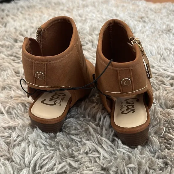 Circus by Sam Edelman Kelsie Kesler Booties