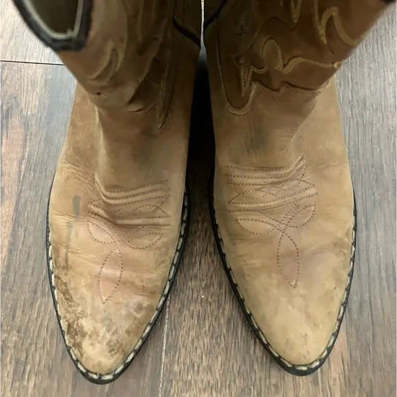 Cody James Boys’ Cowboy Boots sz 2 Youth