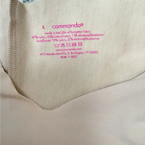 COMMANDO Two-Faced Tech Control Slip in Beige