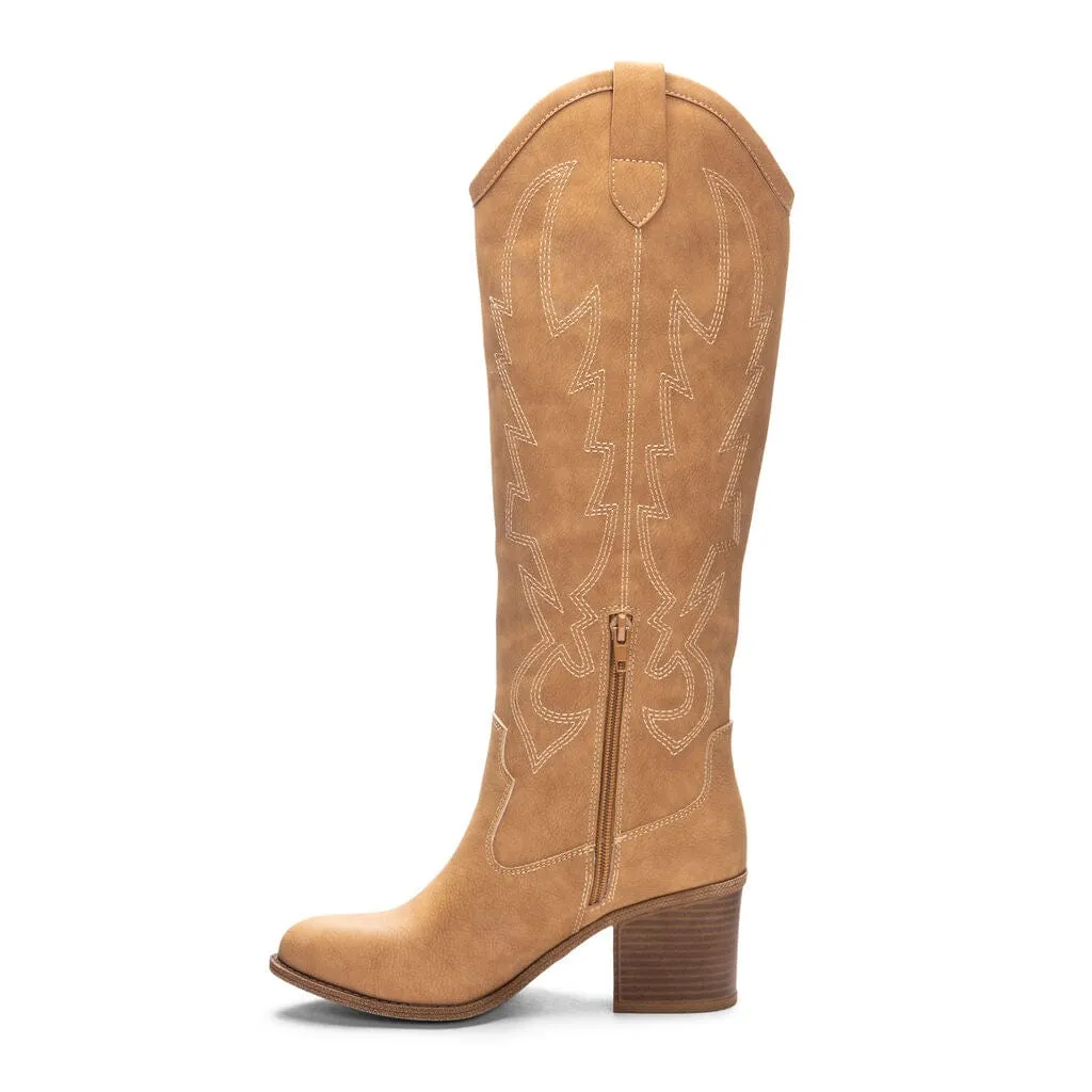 Dirty Laundry By Chinese Laundry Upwind Boot-Camel