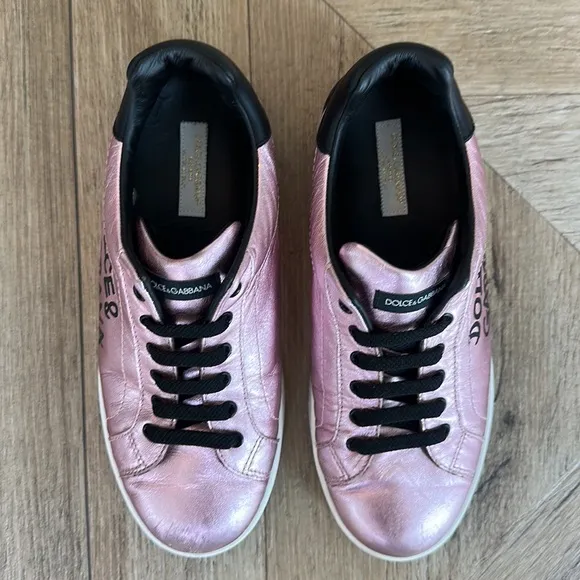 Dolce &amp; Gabbana 👧🏽Girls Youth👧🏽 Pink Metallic Logo Leather Low Top Sneakers