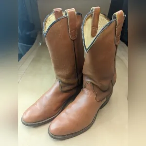 Double H men's sz 10.5D brown/tan classic Western cowboy boots.