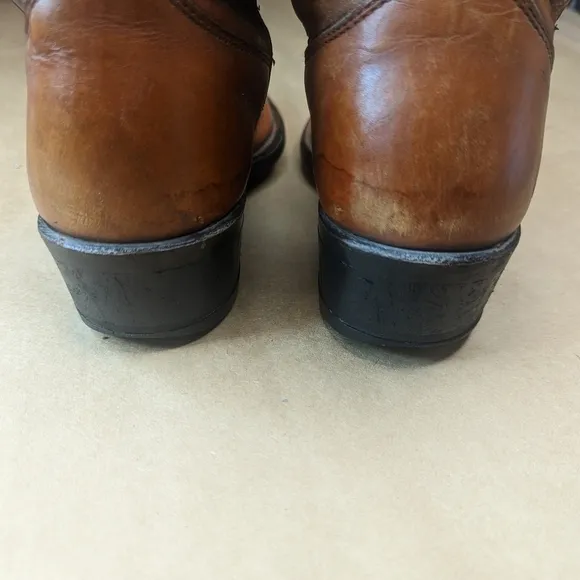 Double H men's sz 10.5D brown/tan classic Western cowboy boots.