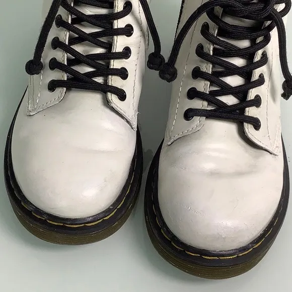Dr Martens Air Wair White leather zip up lace up Combat ankle booties girl SZ 13