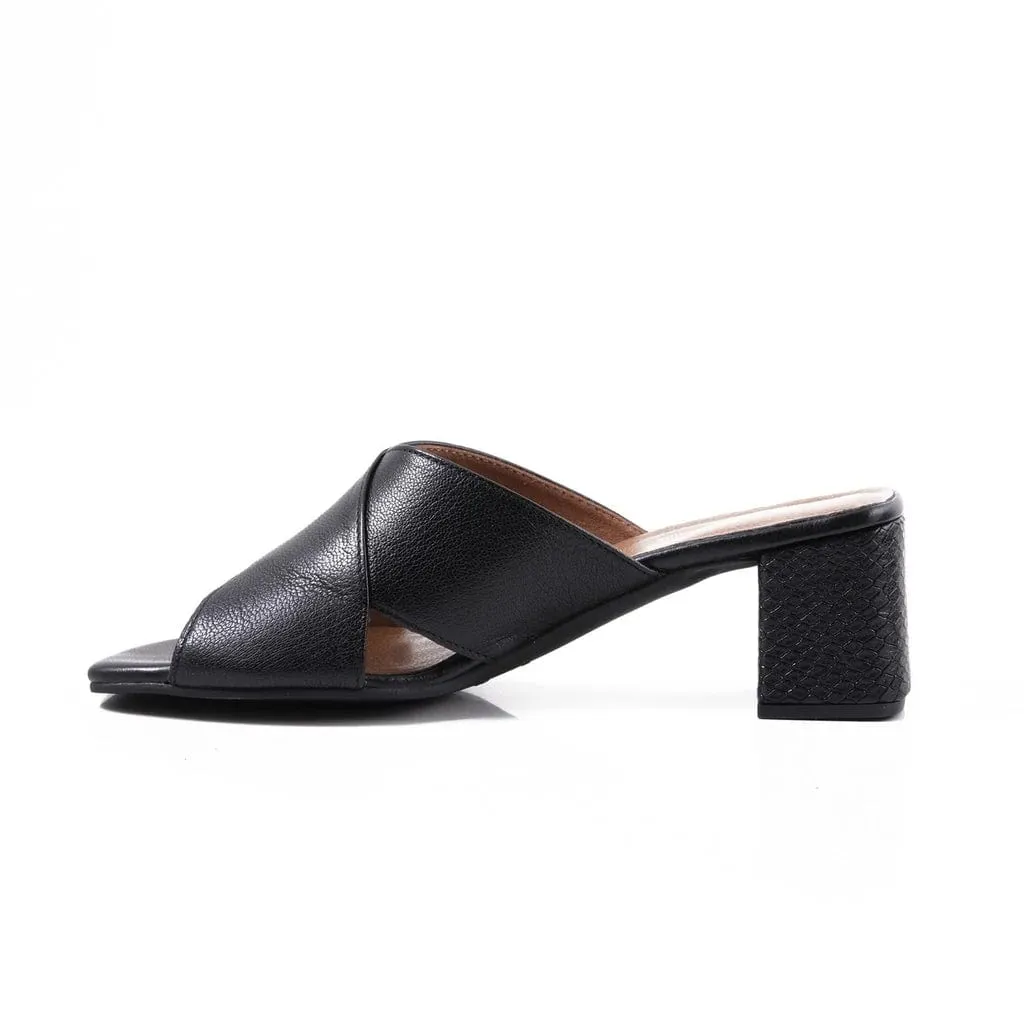 Froggie 12738 Lea Waxy Black