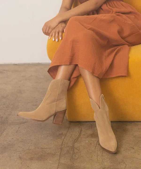 Harmony - Two Panel Western Booties