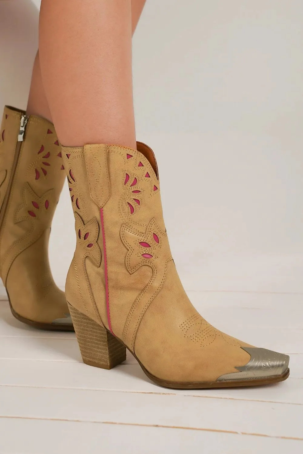 Hazel Blues® |  Beast Fashion Cut-Out Floral Embroidery Boots