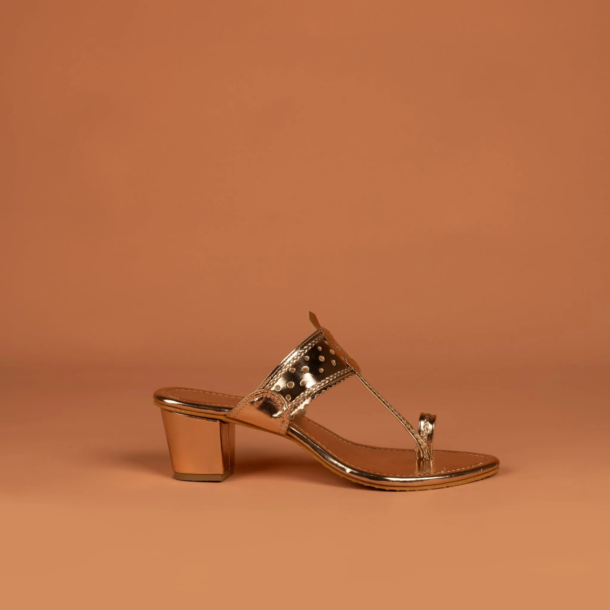 Inayat Kolhapuri Heels