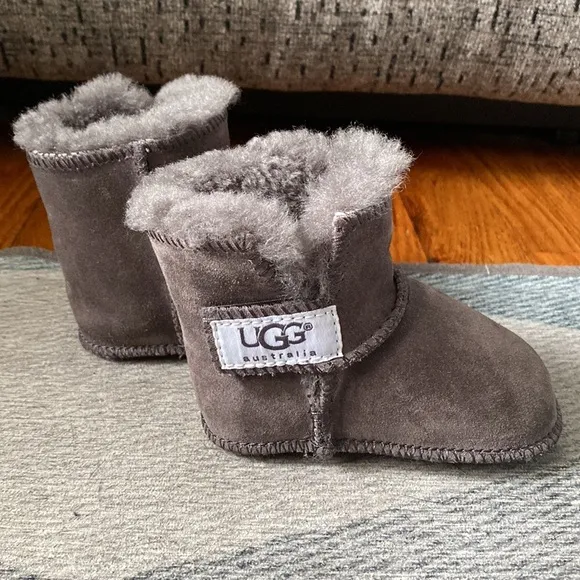 Infant Ugg Erin Bootie Style 5202 in Charcoal