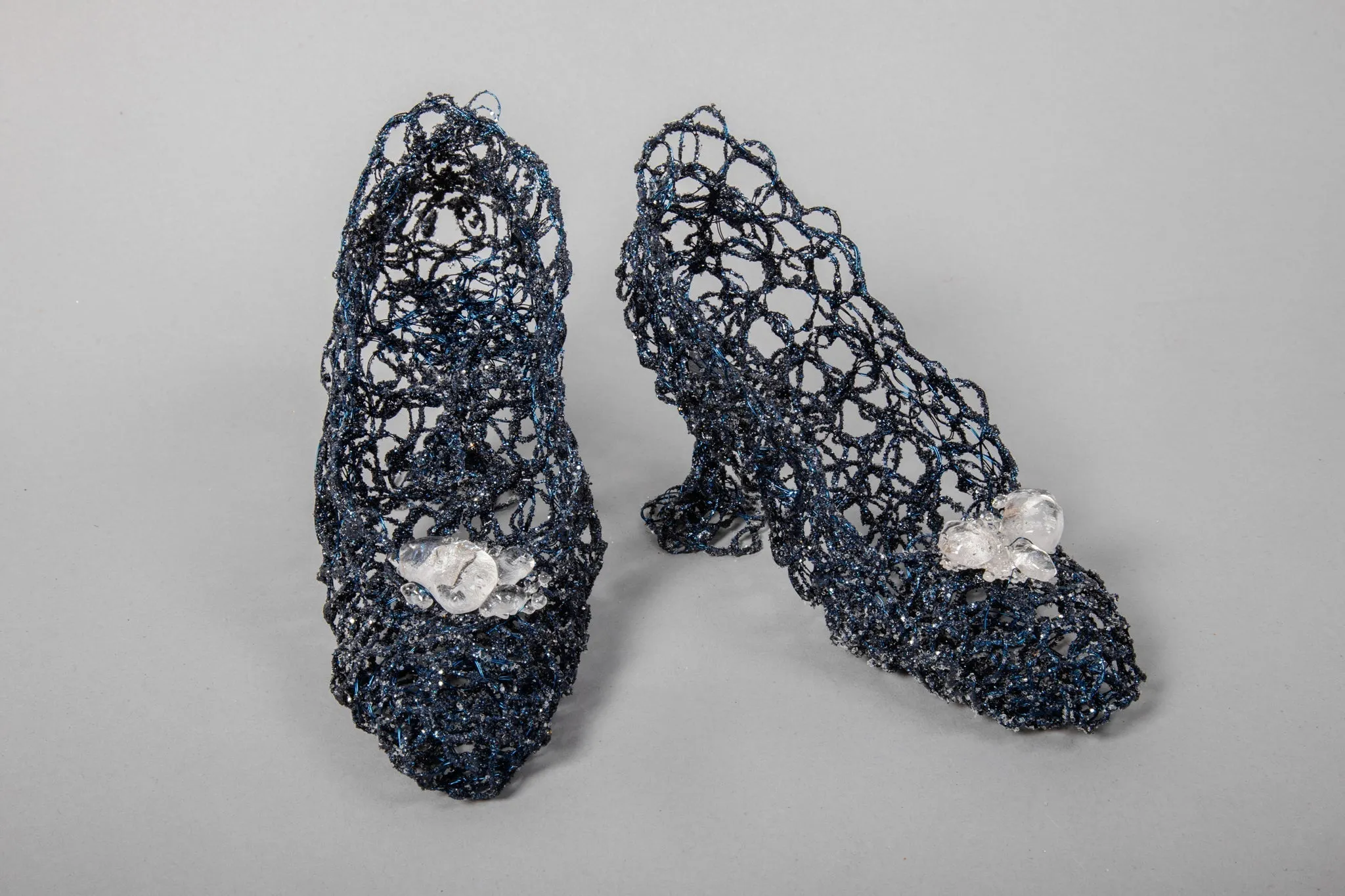 Installed Caeruleus Glacies Shoes (Blue Ice Shoes)