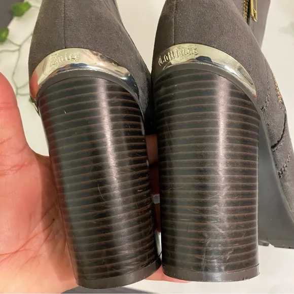 Juicy couture gray boots 71/2