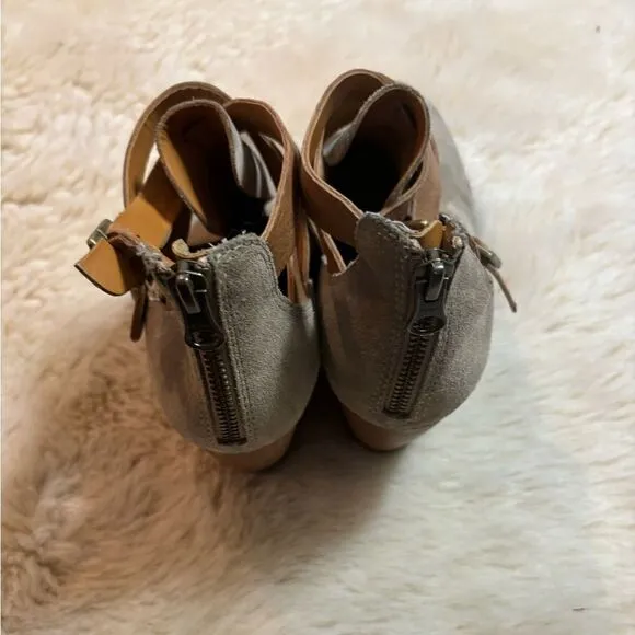 Korkease Stina in Marmotta/Bison Booties size 8.5