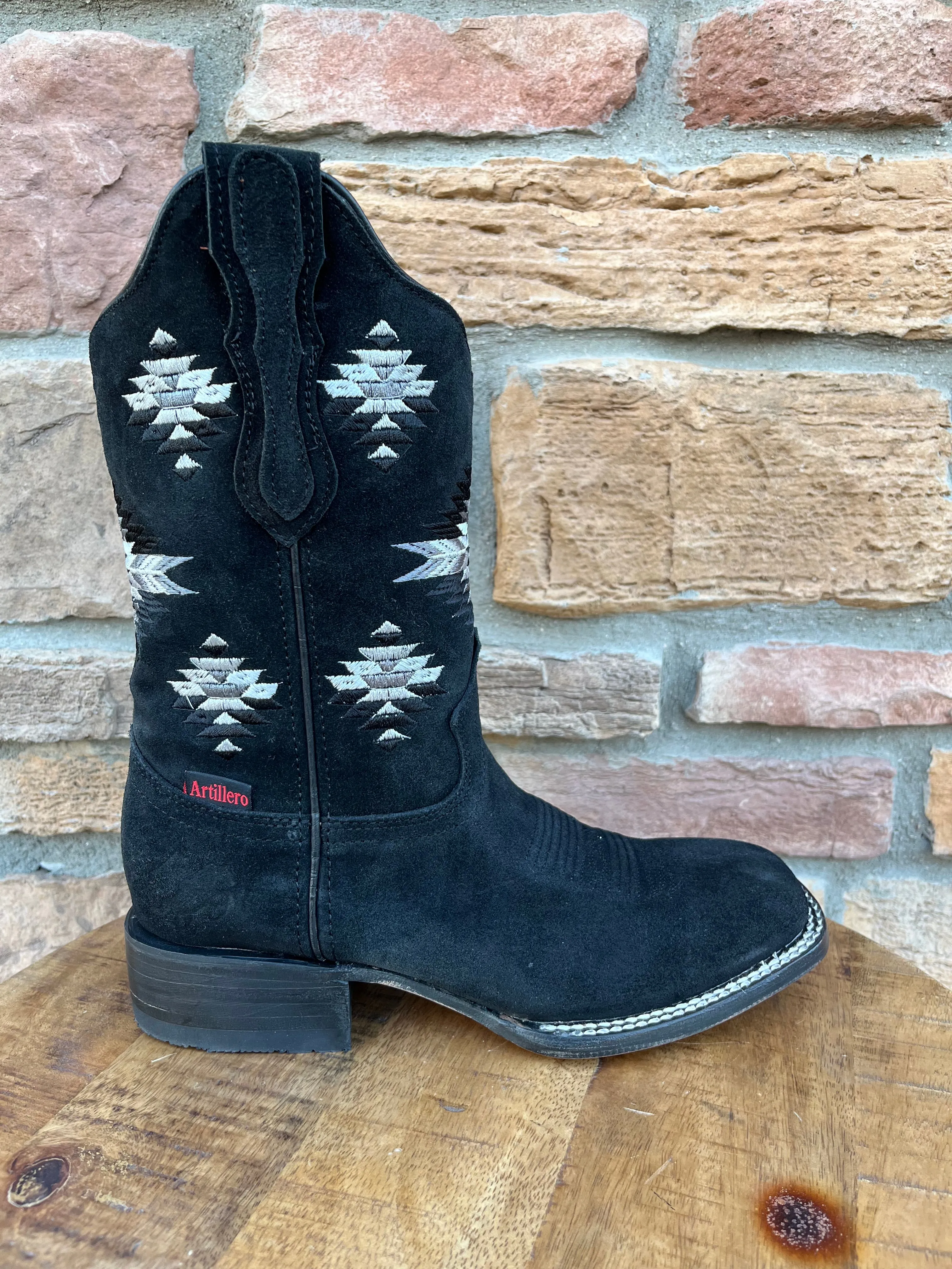 Men’s Artillero Black Suede Wide Square Toe Boots