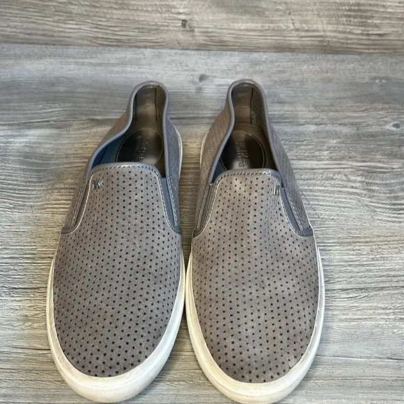 Michael Kors Brett perforated pearl grey suede leather slip on sneakers size 7