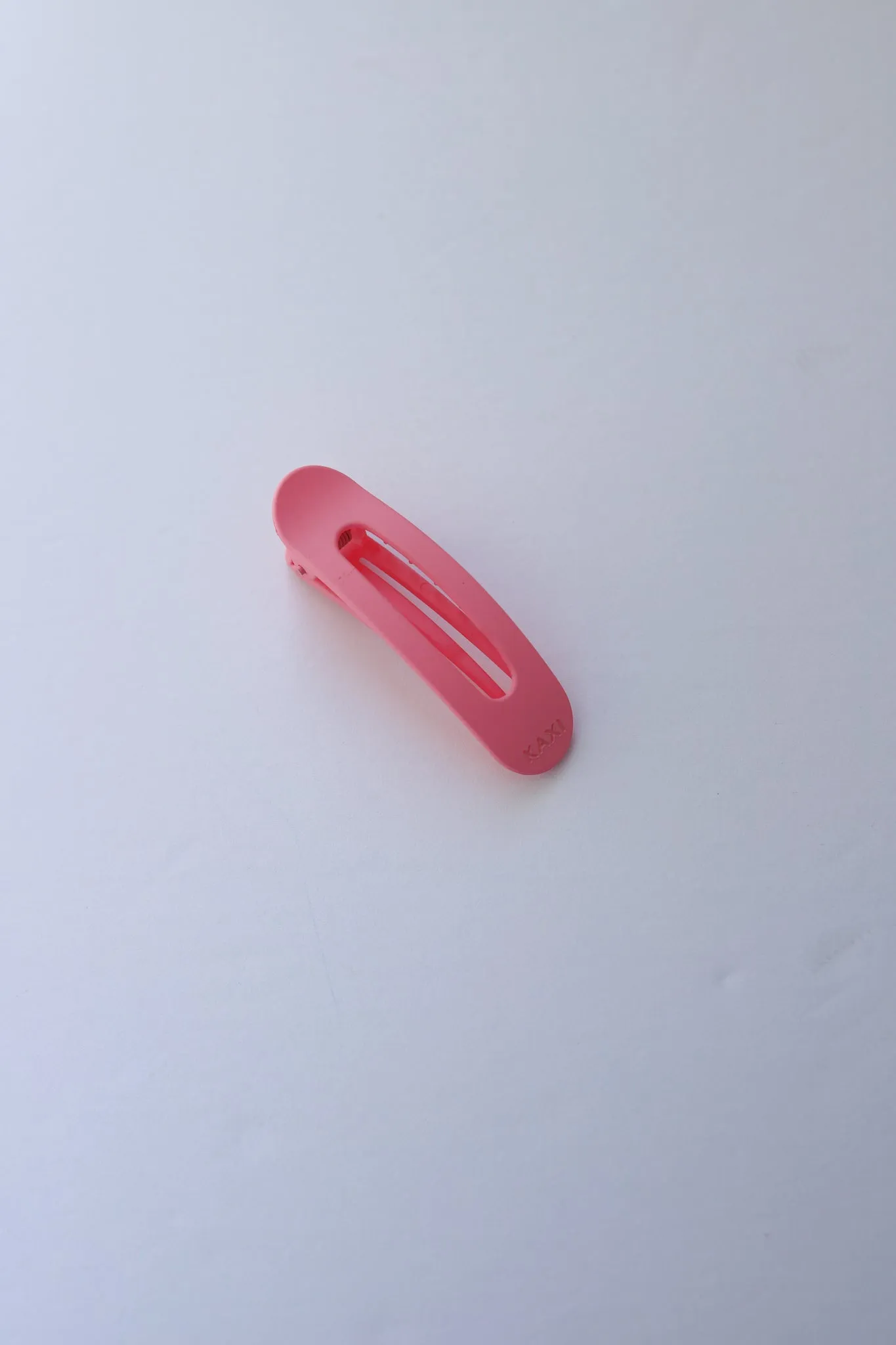 MINI LAY DOWN CLAW ( 12 COLORS )