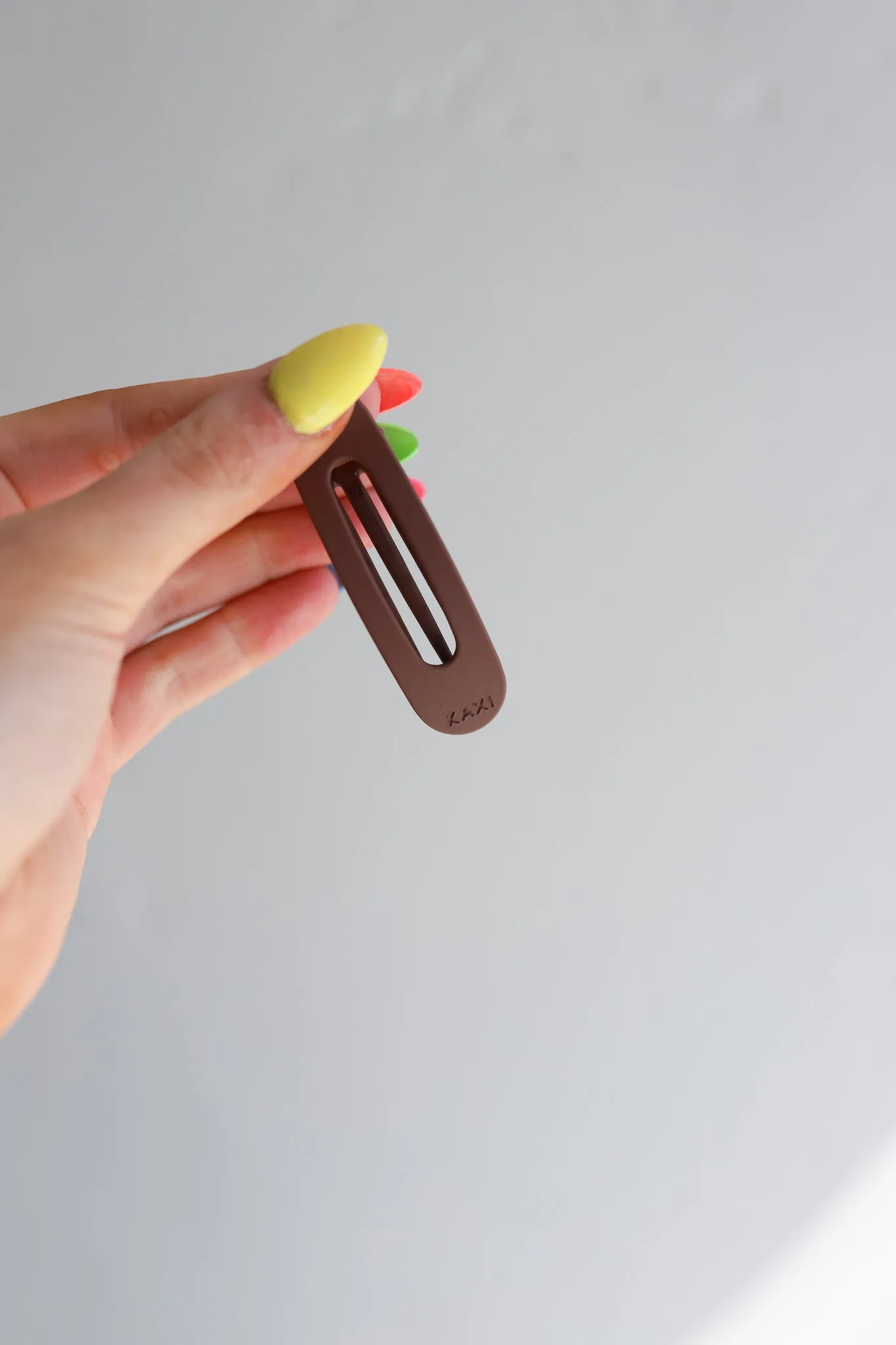 MINI LAY DOWN CLAW ( 12 COLORS )
