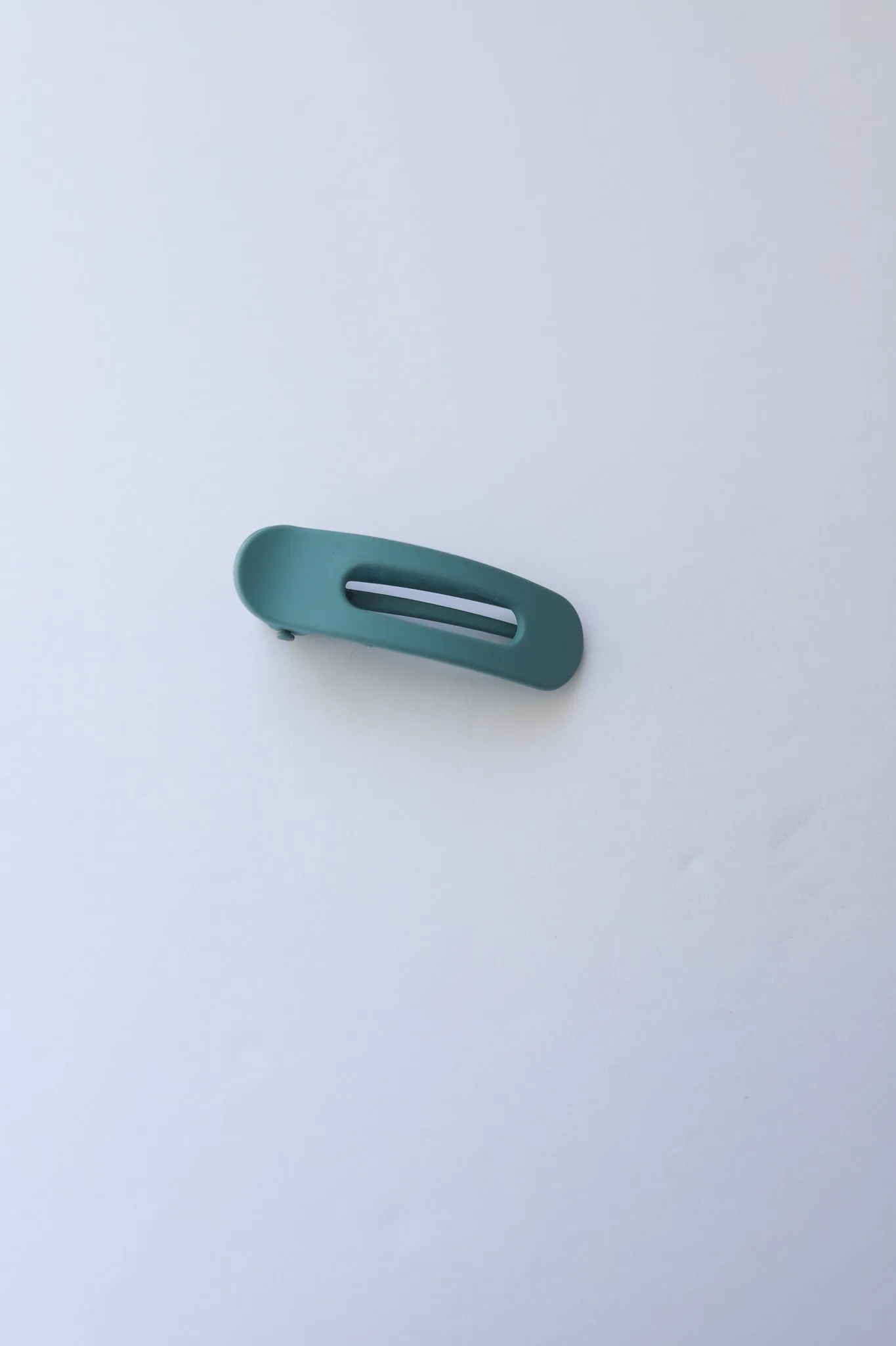 MINI LAY DOWN CLAW ( 12 COLORS )