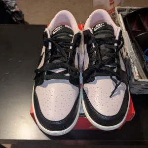 Nike Dunk Retro LTD Platinum Violet/Black Mens Size 12