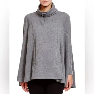 NWOT UGG Women’s Pichot Fleece Poncho in Grey Size M/L