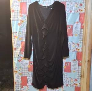 NWT TOMMY HILFIGER BLACK LONG SLEEVE ABOVE THE KNEE SHEATH COCKTAIL DRESS