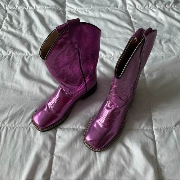 Old West Gina Shiny Purple Cowboy Boot
