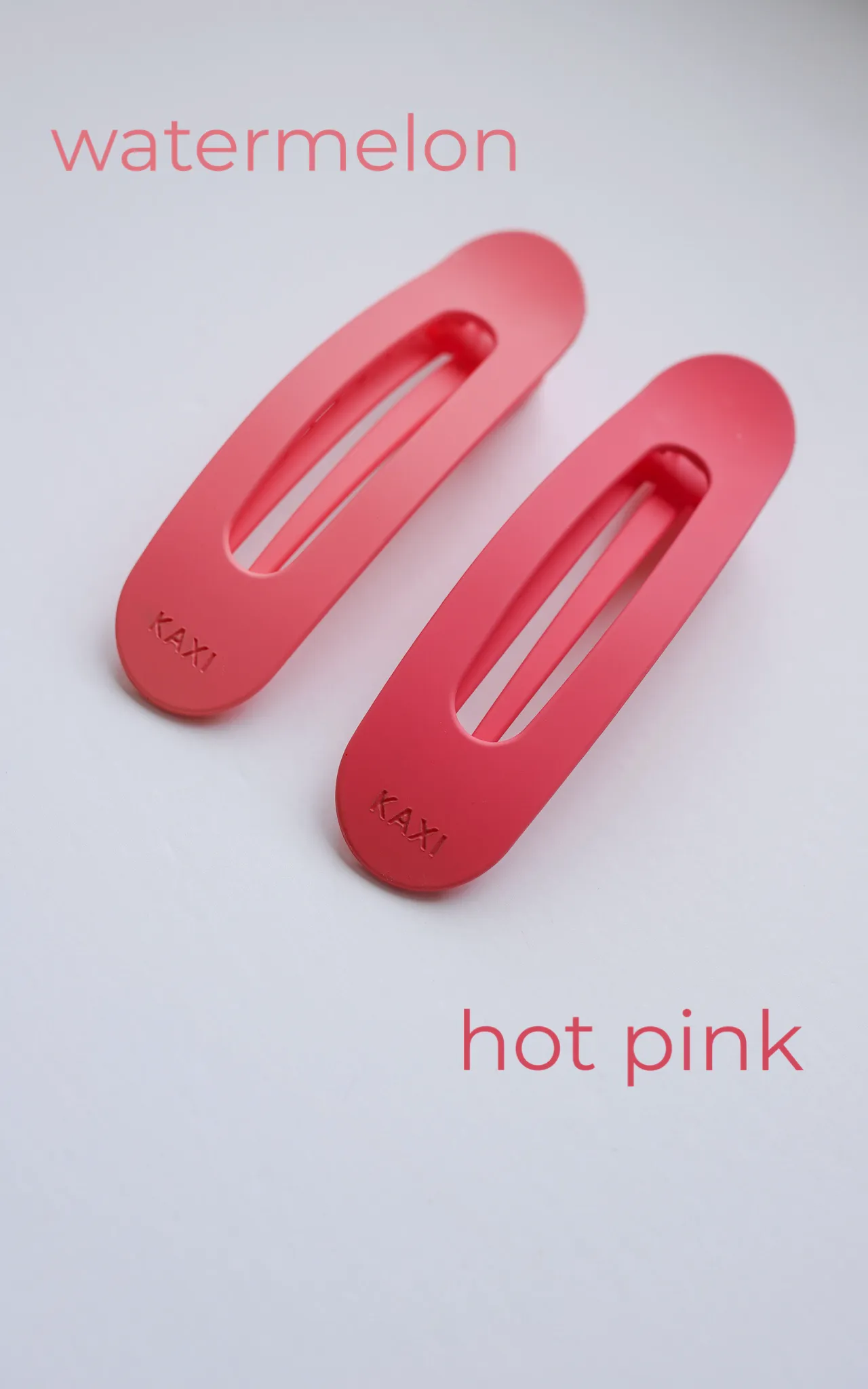 OVERSIZED LAY DOWN CLAWS ( 26 COLORS )