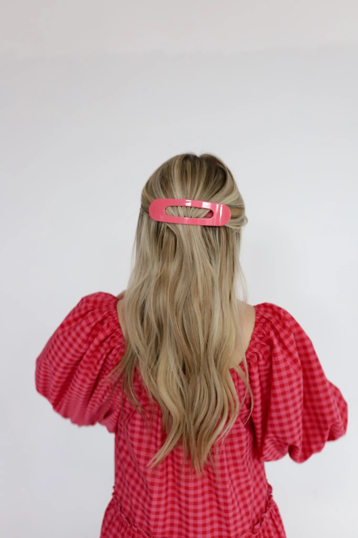 OVERSIZED LAY DOWN CLAWS ( 26 COLORS )