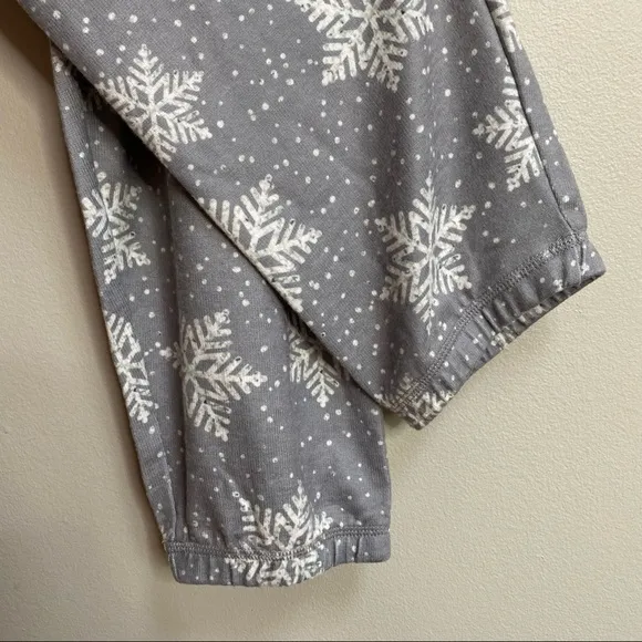 PJ Salvage Smoke Snowflake Peachy Jersey Pajamas Size 1X