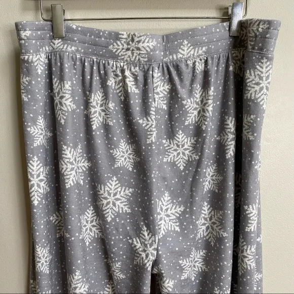 PJ Salvage Smoke Snowflake Peachy Jersey Pajamas Size 1X