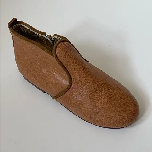 Polder Girls’ Tan Leather Booties with Brown Suede Trim