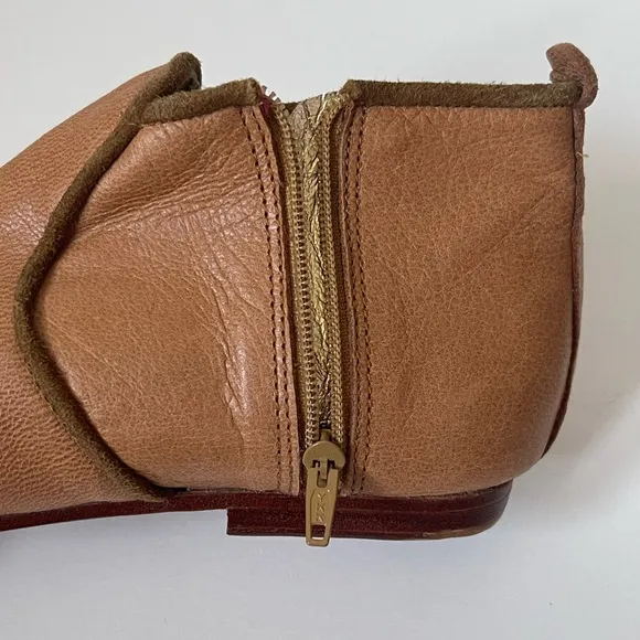 Polder Girls’ Tan Leather Booties with Brown Suede Trim