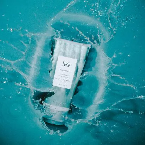 R Co | Waterfall Moisture   Shine Lotion